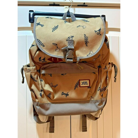 VANS Coyote Hills Light Brown Tepee & Totem Laptop Sleeve Bookbag 19" - Picture 1 of 5